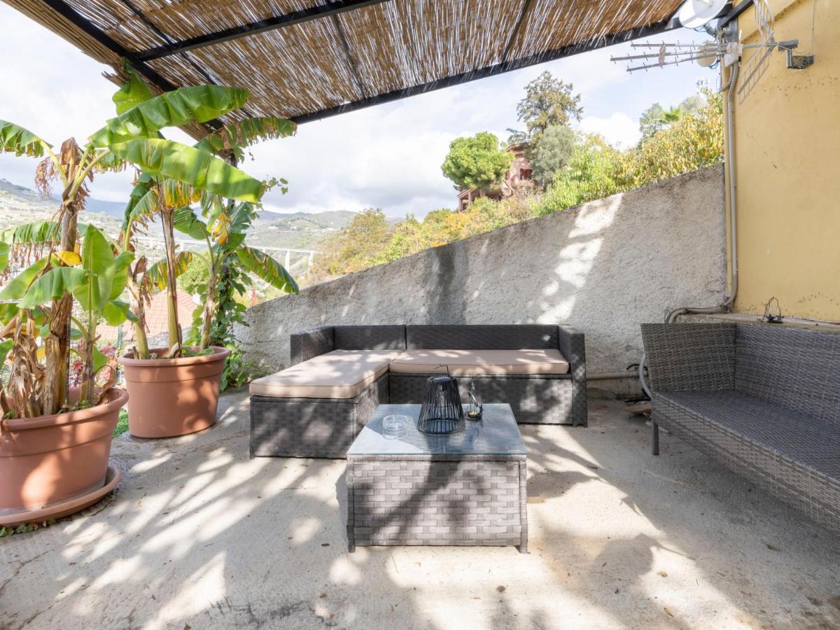 Holiday Home Casetta Porta Verde By Interhome Сан Ремо Екстериор снимка